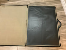 Load image into Gallery viewer, Jigsaw puzzle travel case for up to 1,500 pieces