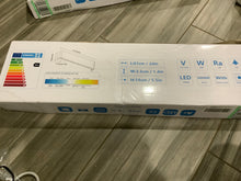 Load image into Gallery viewer, LED modern wall mount vanity light