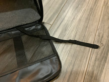 Load image into Gallery viewer, Pet carrier