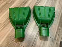 Load image into Gallery viewer, Ergonomic hand held garden rake grabbers for picking up leaves
