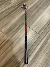 Load image into Gallery viewer, Junior flex axial golf putter for kids