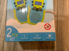 Load image into Gallery viewer, kids 2 way radio with backlit LCD flashlight