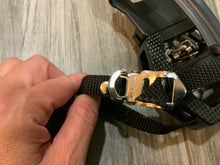 Load image into Gallery viewer, Exercise bike SPD pedals with toe clip and straps