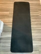 Load image into Gallery viewer, Anti fatigue mat (60” x 20”)