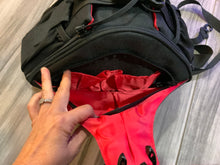 Load image into Gallery viewer, Crossbody camera bag