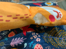 Load image into Gallery viewer, Pixie fox reversible quilt (full/queen)