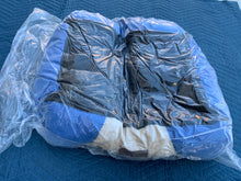 Load image into Gallery viewer, Self warming pet bed