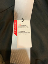 Load image into Gallery viewer, Men’s 38 black shorts