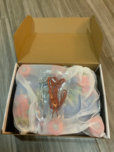 Load image into Gallery viewer, Adjustable roller skates with light up wheels(Medium 13-3)