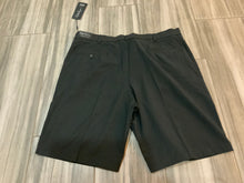 Load image into Gallery viewer, Men’s 38 black shorts