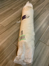 Load image into Gallery viewer, Wedge pillow