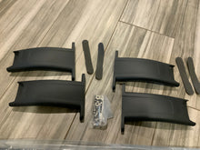 Load image into Gallery viewer, Roof rack cross bars