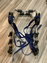 Load image into Gallery viewer, Thule venture 3 bike trunk vehicle rack