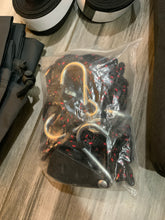 Load image into Gallery viewer, Soft roof rack pads with tie downs