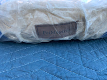 Load image into Gallery viewer, Self warming pet bed