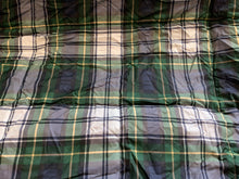 Load image into Gallery viewer, Twin/Twin XL down alternative comforter