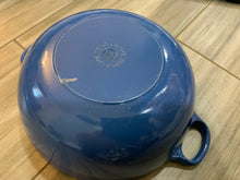 Load image into Gallery viewer, Le Creuset Cast iron pan with lid