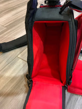 Load image into Gallery viewer, Crossbody camera bag