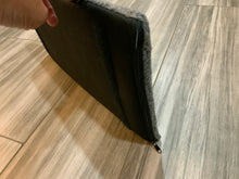 Load image into Gallery viewer, Pet carrier