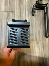 Load image into Gallery viewer, Ski / Snowboard Wall Mount Rack