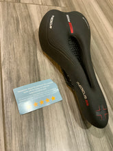 Load image into Gallery viewer, Bike seat for men and women (BMX, MTB, and road)