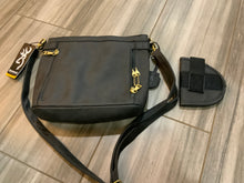 Load image into Gallery viewer, Concealed carry purse with safety locking option