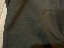 Load image into Gallery viewer, Men’s 38 black shorts