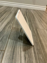 Load image into Gallery viewer, Light therapy lamp