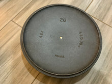 Load image into Gallery viewer, Le Creuset Cast iron pan with lid