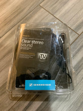 Load image into Gallery viewer, HD 65 TV closed back dynamic headphones for TV