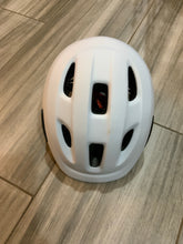Load image into Gallery viewer, Kids’ bike helmet (xs)