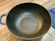 Load image into Gallery viewer, Le Creuset Cast iron pan with lid