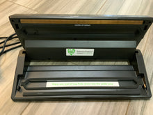 Load image into Gallery viewer, Vacuum sealer machine
