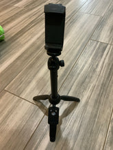 Load image into Gallery viewer, Tripod selfie stick with wireless remote
