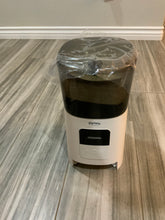 Load image into Gallery viewer, WiFi Automatic pet feeder with App control and other features
