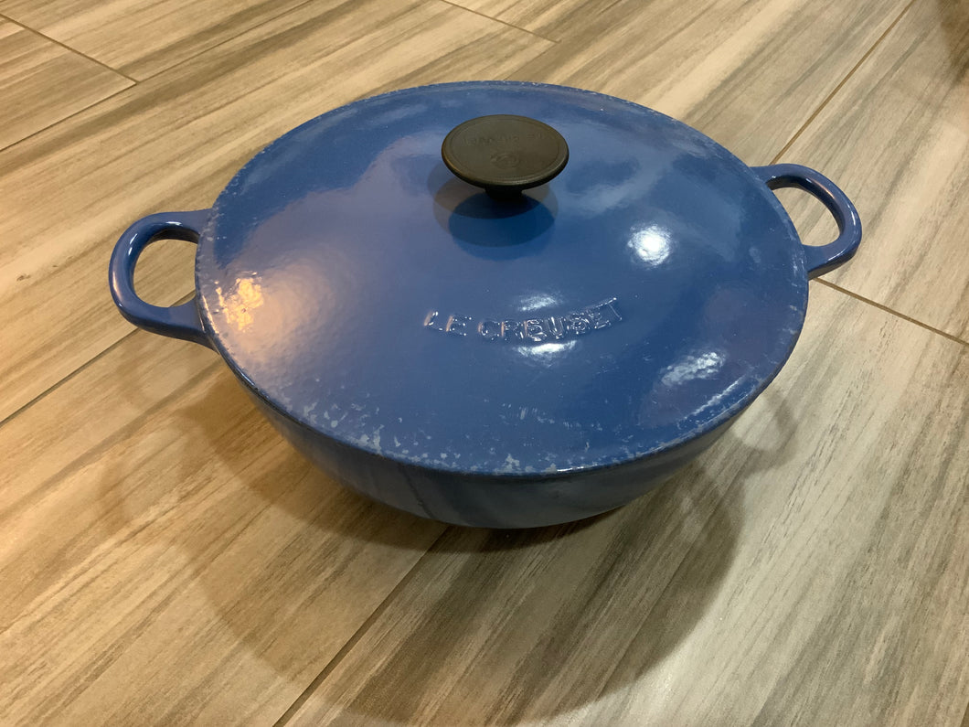 Le Creuset Cast iron pan with lid