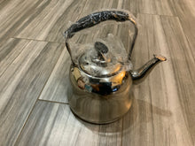 Load image into Gallery viewer, 2 liter stovetop teapot
