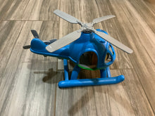 Load image into Gallery viewer, Toy helicopter for kids
