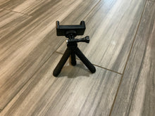 Load image into Gallery viewer, Expandable tabletop phone tripod
