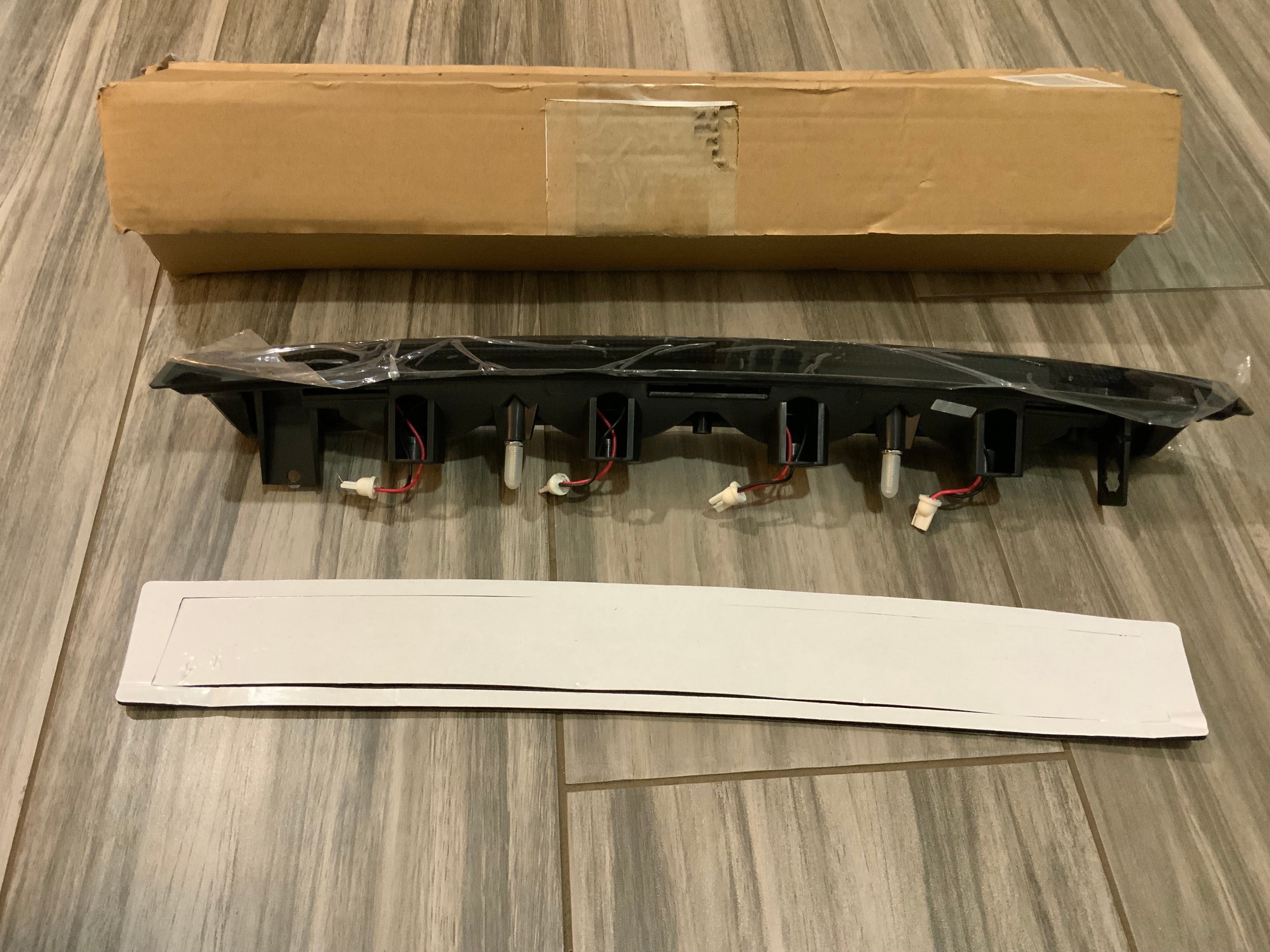 Rear roof center mount stop tail lamp for Ford Mustang – RCLambros Supply