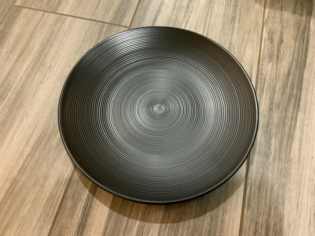 10 1/2” matte black plates (set of 8) for meals