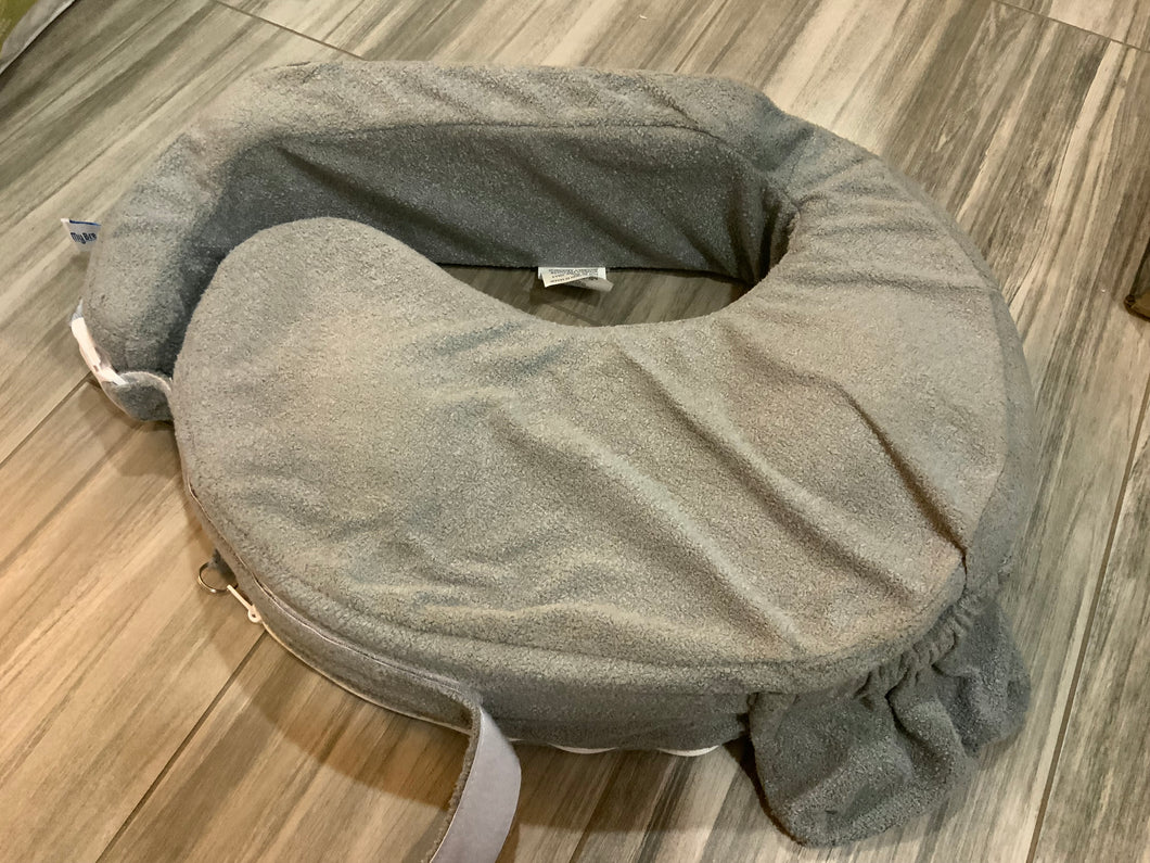 Deluxe nursing pillow