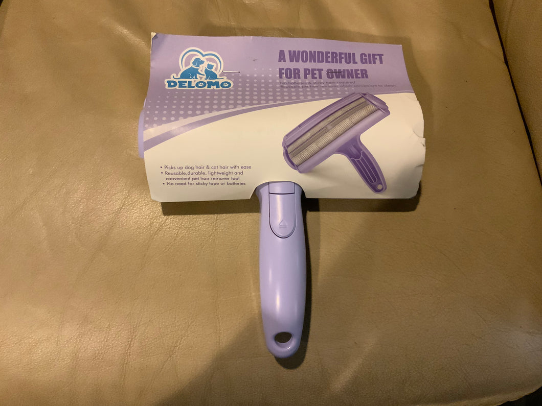 Pet hair remover roller