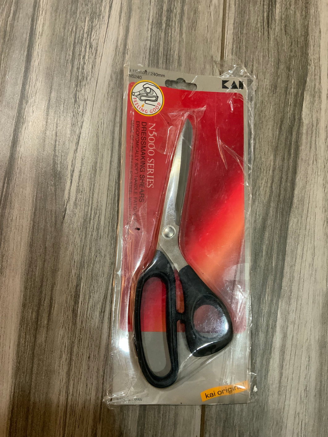 9 1/2” dressmaking shears